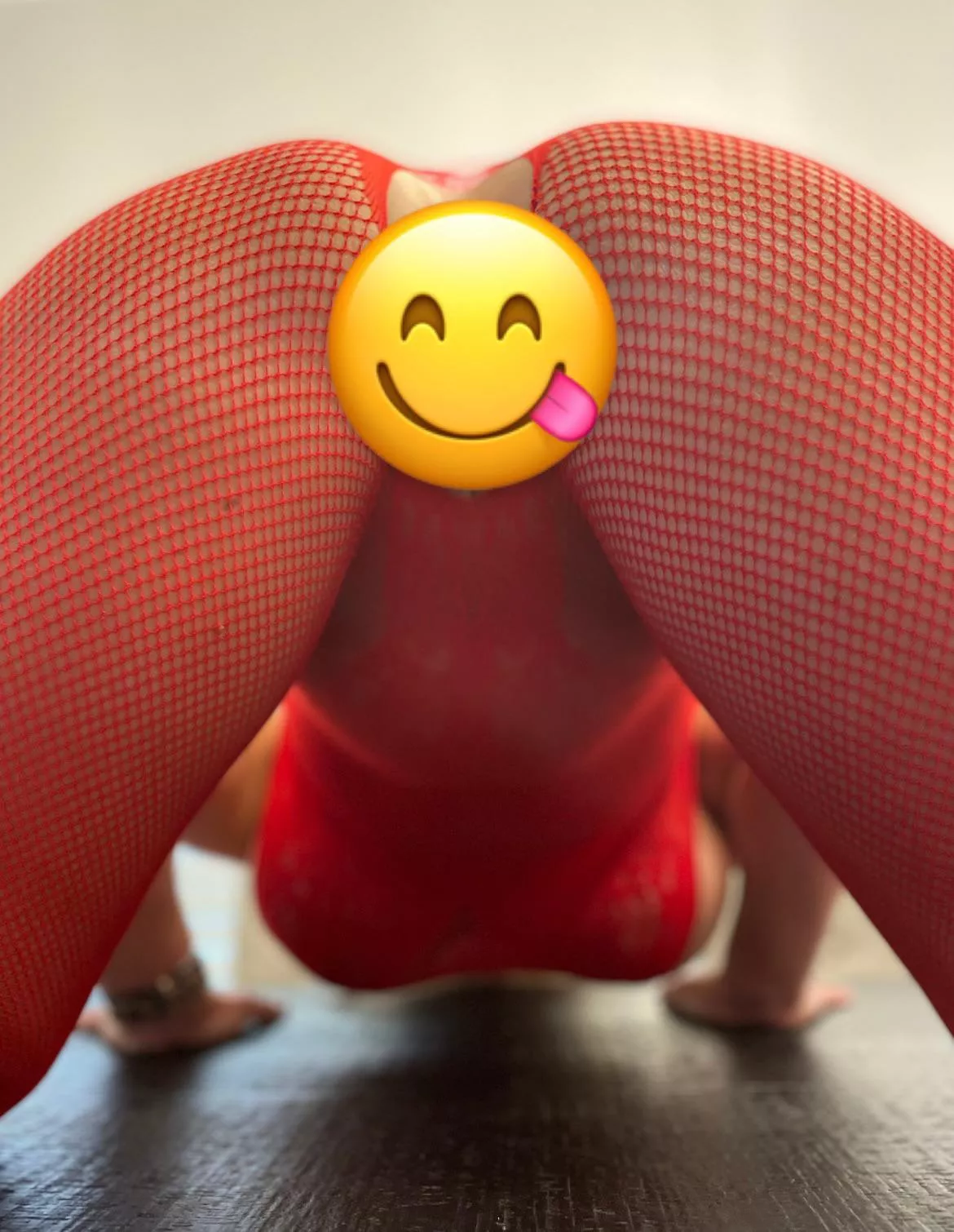 Good morning, 😘 It’s Taco Tuesday, who’s hungry 😈 want to remove the emoji click link in comments 😉😉 posted by Mrsbuffbunny