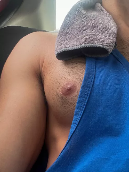 Good Morning, my pink nipple says hi 🐷 by joelinblue