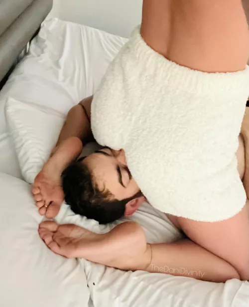 Good morning puppy by thedanidivinity