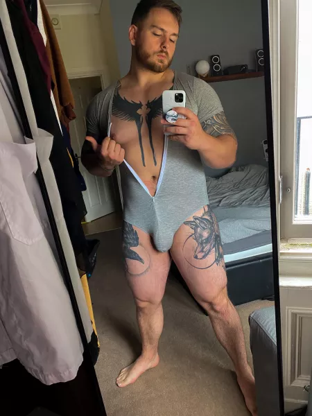 Good morning Reddit, do you like my new outfit? by conzo0311