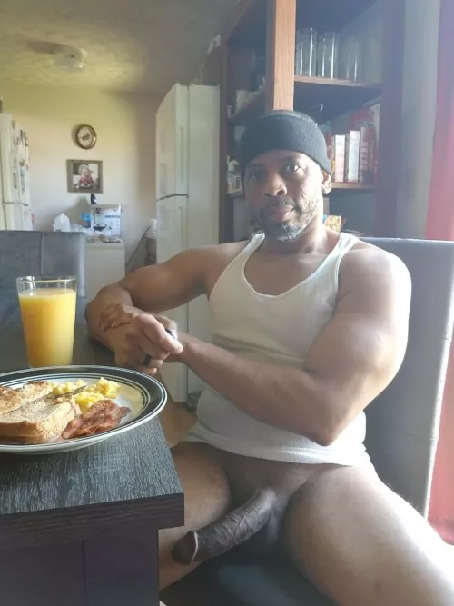 Good Morning! Some Saturday sausage anyone? (49) by RepresentativeIll862