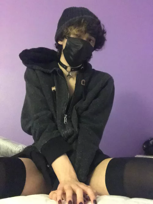 Good morning to the one random person seeing this by emoparker54