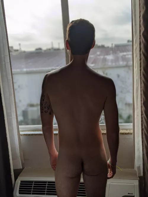 Good morning world. by Dlee8113