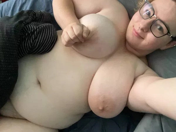 Good morning 🥰 by EeveeloutionXXX