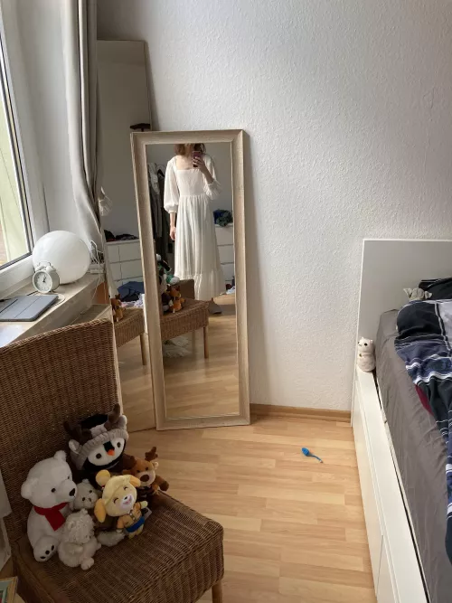 Good news: I’m getting married soon!! Bad news: I sadly can’t wear this dress to the wedding :( by Percy0311