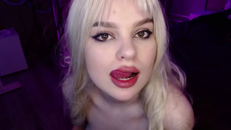 Good night 🔥🔥😘 by mcpatatasfritas