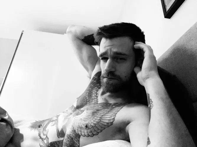 Good night 🌙 by Dewolfenbuizerd