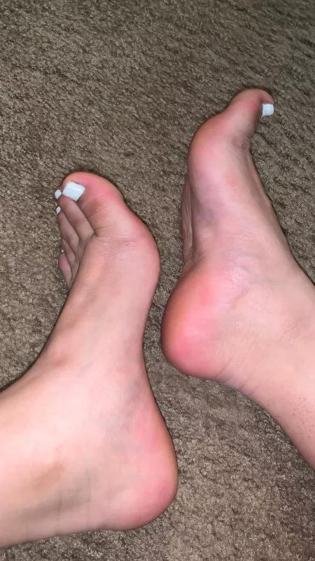 Good night 💤🌙 by amora124