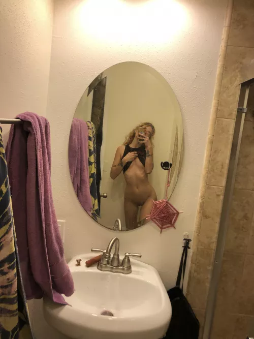 good nite😉 by blumoonbaby