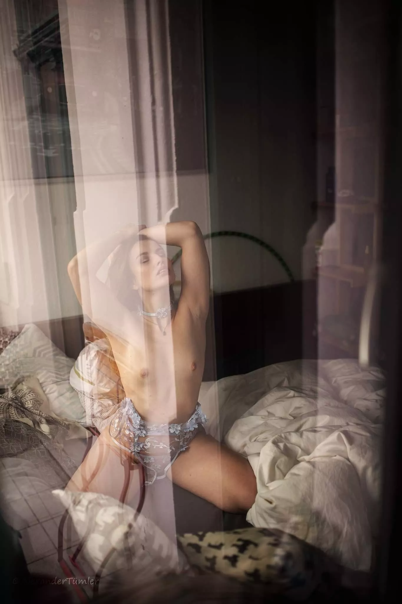 Good Stalker. posted by Nilljura