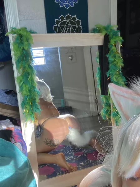 good submissive lil kitty! by Dazerlazerrr