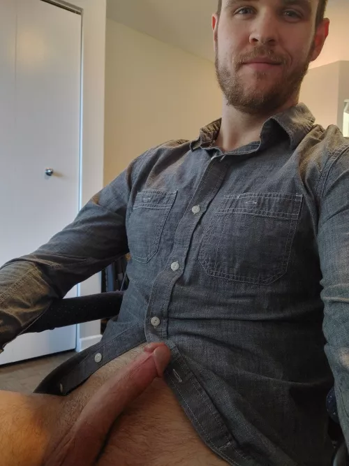 Good thing my desk is tall by Rowthethrowaway