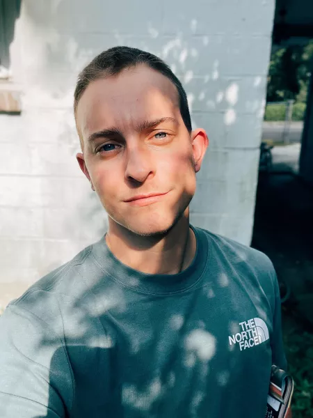 Good weather always makes me happy by Adam_B0515