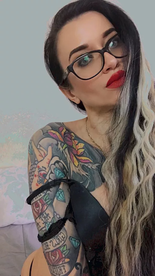 Good weekend guys 🍓❤️🔥💦 by Juliadomaina