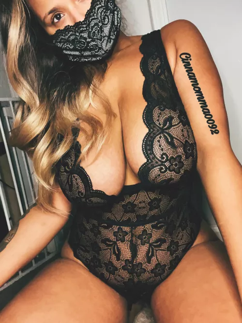 Goodmorning 🌞 can I climb on top 🤓 by Cinnamomma0092