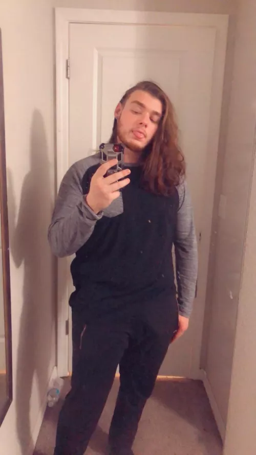 GoodMorning! Time for my workout. by Darksaint1998