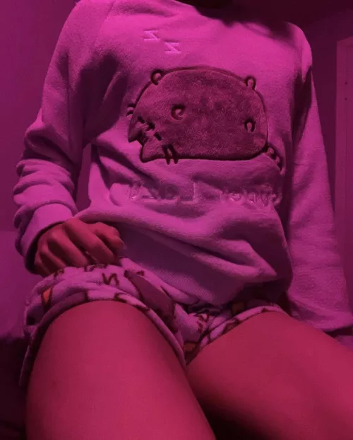 Goodnight cuties~ 🌌 (or goodmorning, depending on where you live 😋) by MochiMelts