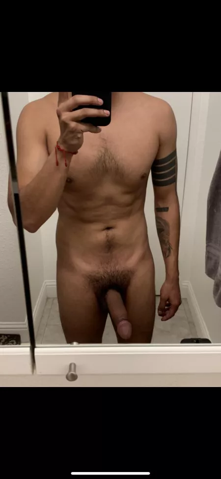 Goodnight from Cali😏 by steliio14