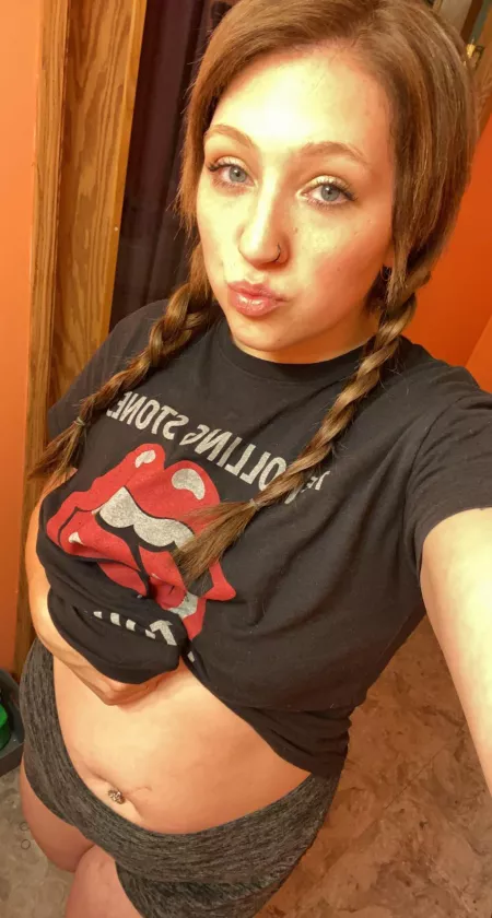 Goodnight sexy babes -eat some pink tacos today by KayMarie_xo