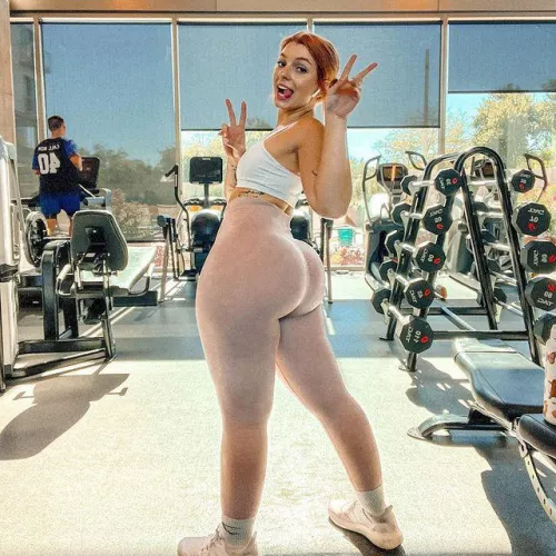 Goofy with a big booty by ashleyblast9000