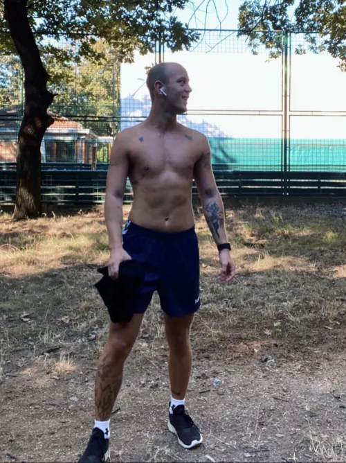 goooood morning 🤺 by peachfromserbia