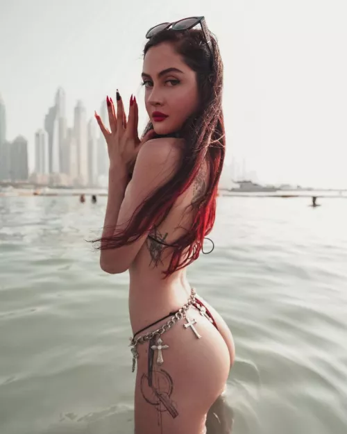 gorgeous by JuliaSeth