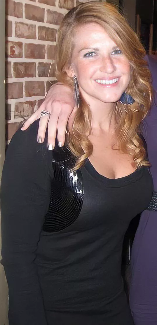 Gorgeous! posted by Searchinghtfc-tys247