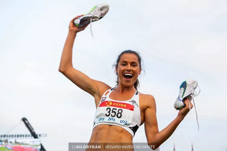 Gorgeous Amalie Iuel by LampThrottler