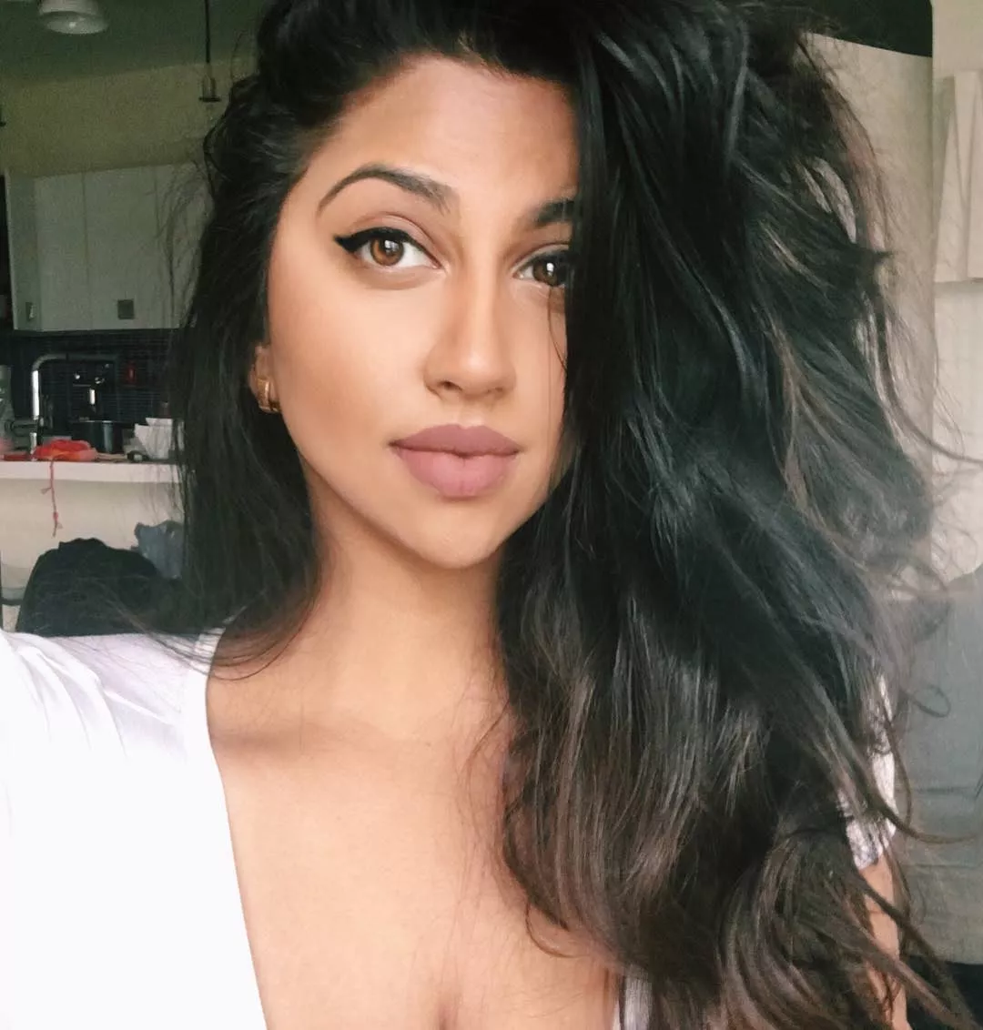 Gorgeous Face posted by NickiMinajButtHole