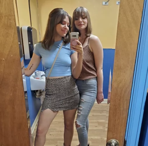 Gorgeous girl in a tight top. by KylieMinnow