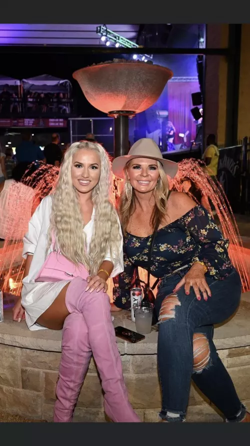 Gorgeous milf and daughter, which one? by winby78