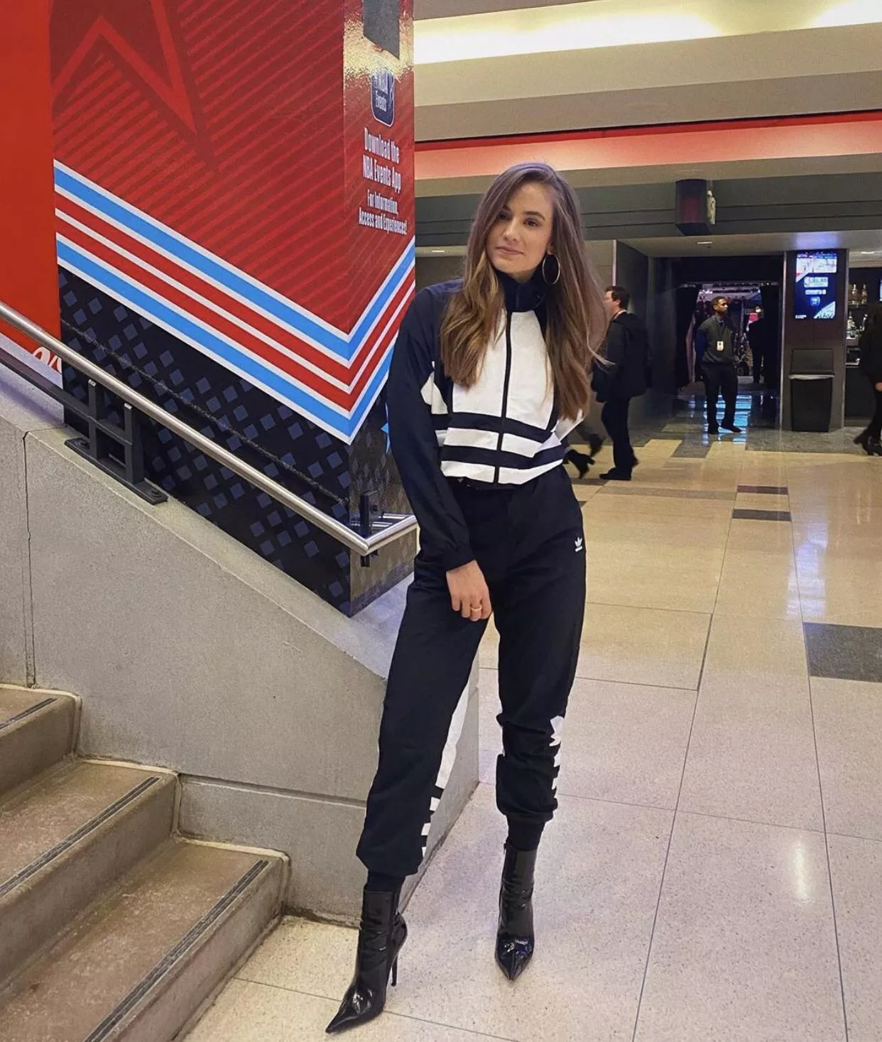 Gorgeous posted by CheeseBurgerEddie_44