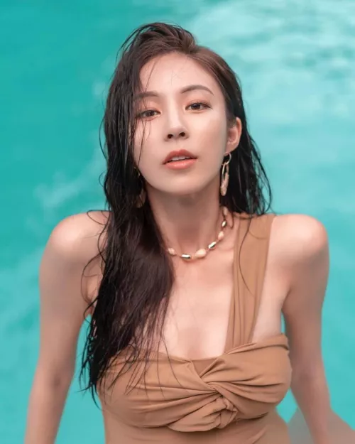 Gosh she's so pretty by AsianBabes00