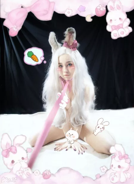 Got a carrot for me ? 🥕 by Lolykoi