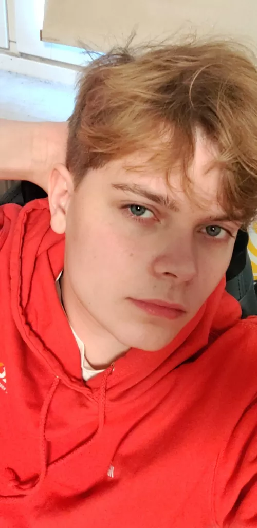 Got a haircut :) by VladiBot