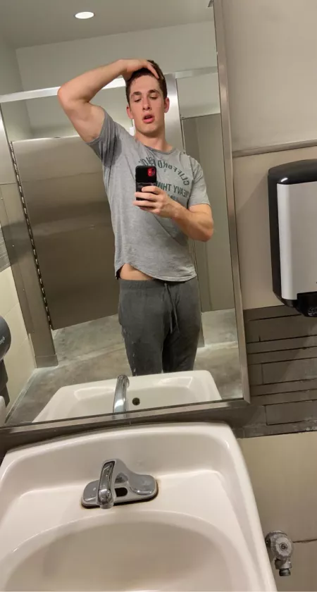 Got a little pit stain by Jackpackage71