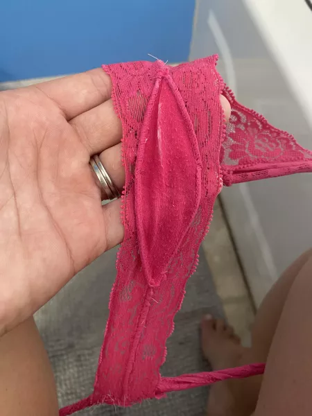 Got a lottle wet from taking pics and sharing them 🙈 by IamLeelou