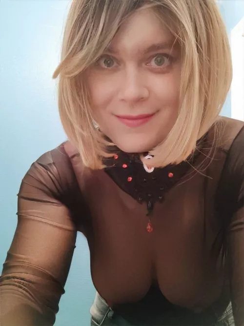 Got a necklace! by aexiale