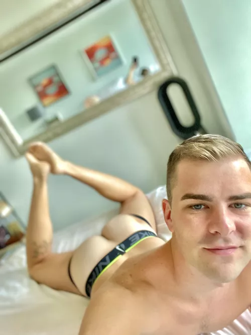 Got a new jockstrap today 😍 hope you like how it looks! by bulgeboy12