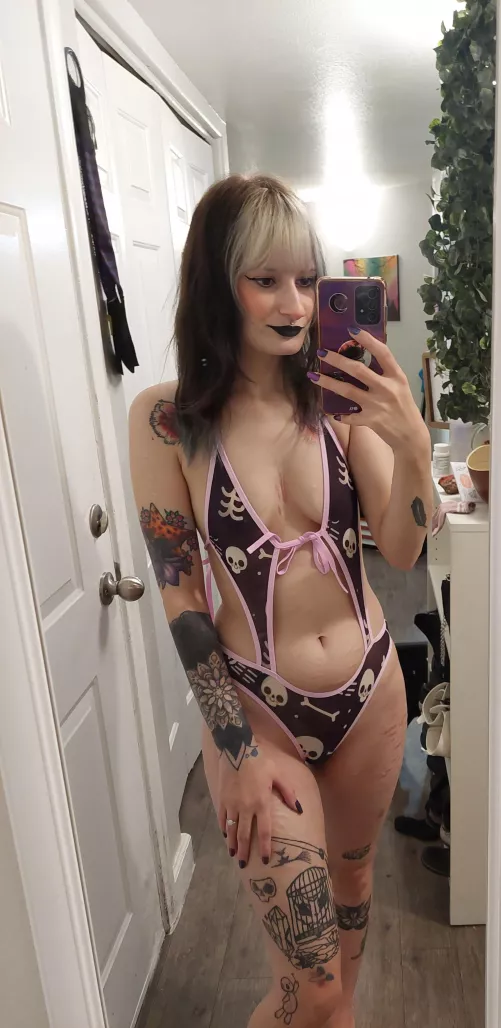 Got a new piece today <3 by janedoedeargod