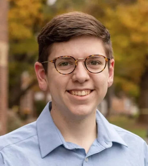 Got a professional headshot today :) by Electrical-Shallot-2