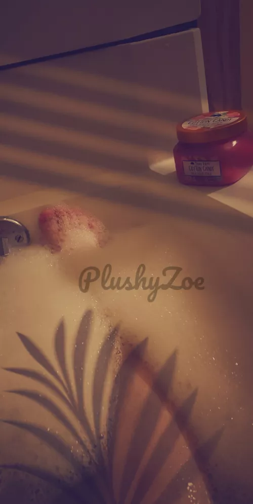 Got a wonderful bath.. wouldn't you like my bathwater? Sexting, gfe, domme services, pics, panties, socks, bras and more. Fetish friendly and face included. ❗ Verified Model [selling] slide into my dms, kik or telegram: plushyzoe by PlushyZoe