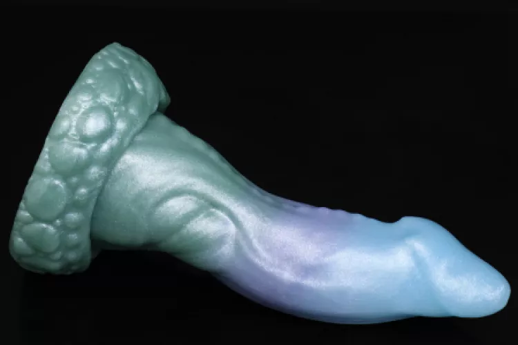 Got an almost perfect coloring for me M/M nox with suction cup in today's drop super excited by Snowdragon109