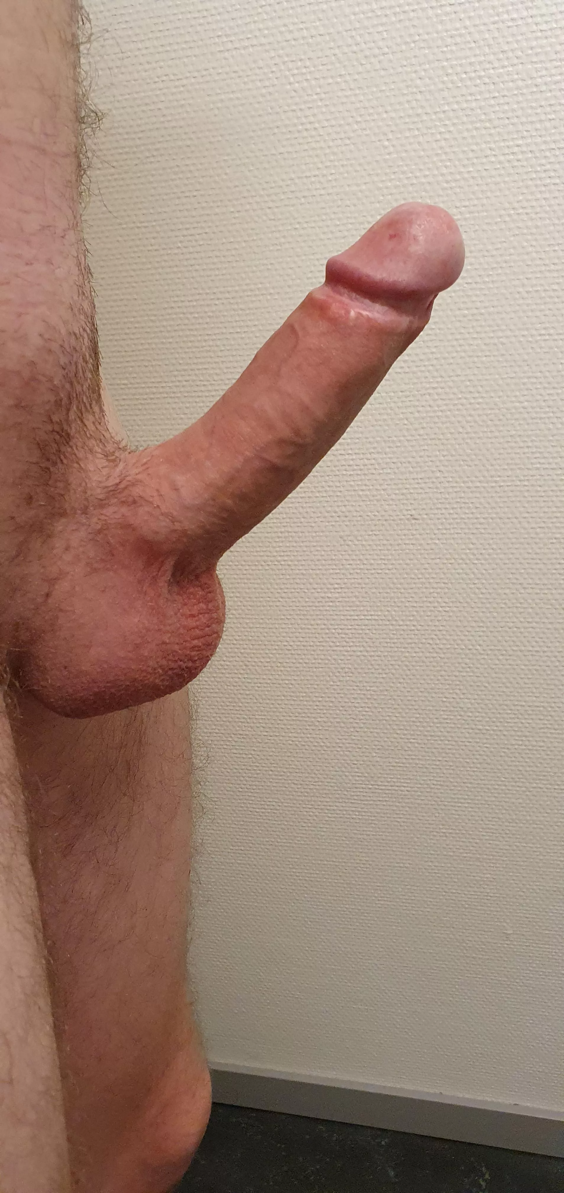 Got cut 8 months ago. What do you think? 🤔 posted by Snapmeei92