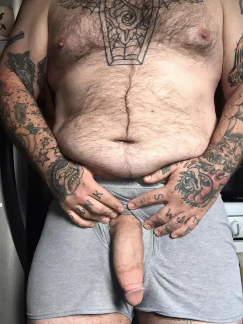 Got horny in the kitchen earlier. Took this pic of hubby before he sank it down my throat. by cummytoes420