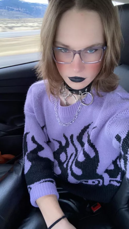 Got my nose pierced today. I’ll show the results later😜 by deadviolet5