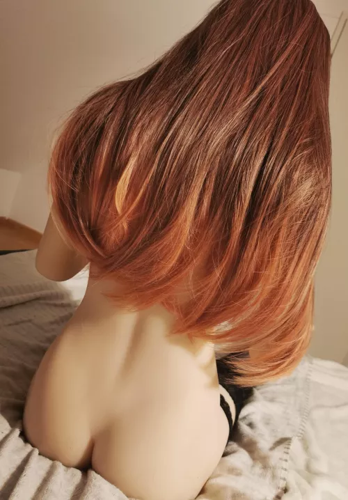 Got myself some actual wig care stuff for artificial hair and i'm pretty amazed at the result. Silky smooth hair with a lot of volume. by markenzwieback