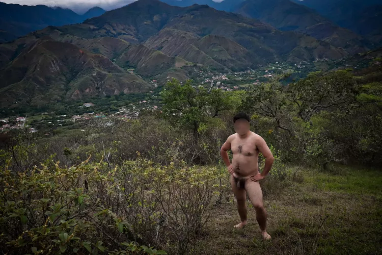 Got naked on a hike. What would you do if you found me? by gonzjon