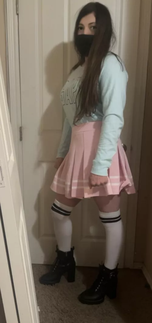 Got new boots I fucking love them! by Bitchin_nikki315