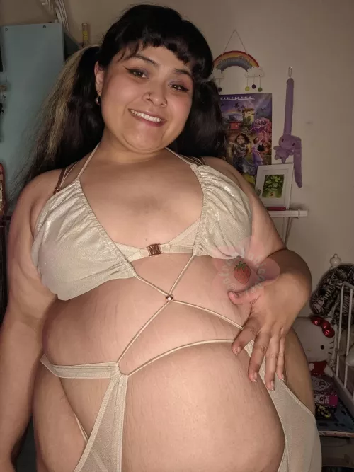 Got some new lingerie 😘❤️ by strawbabieadri